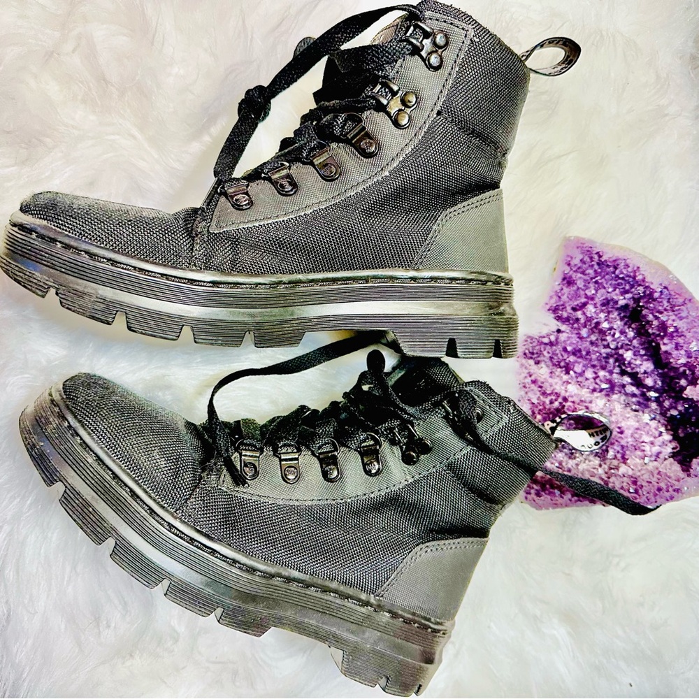 Womens Dr. Martens Combs Boot - Black